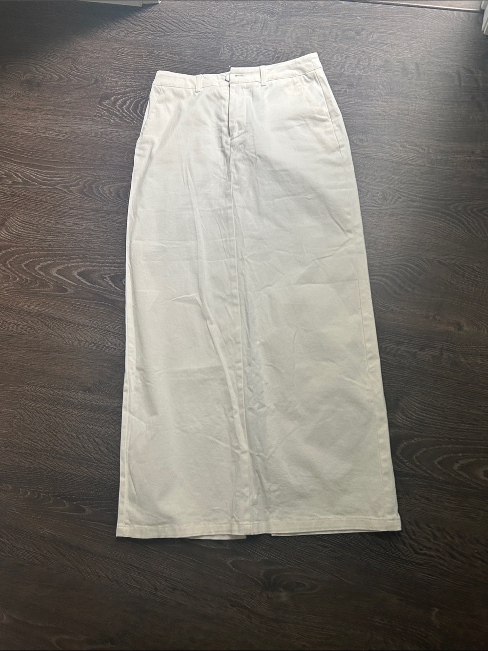 Commense Cream Maxi Skirt with Clean Straight Silhouette